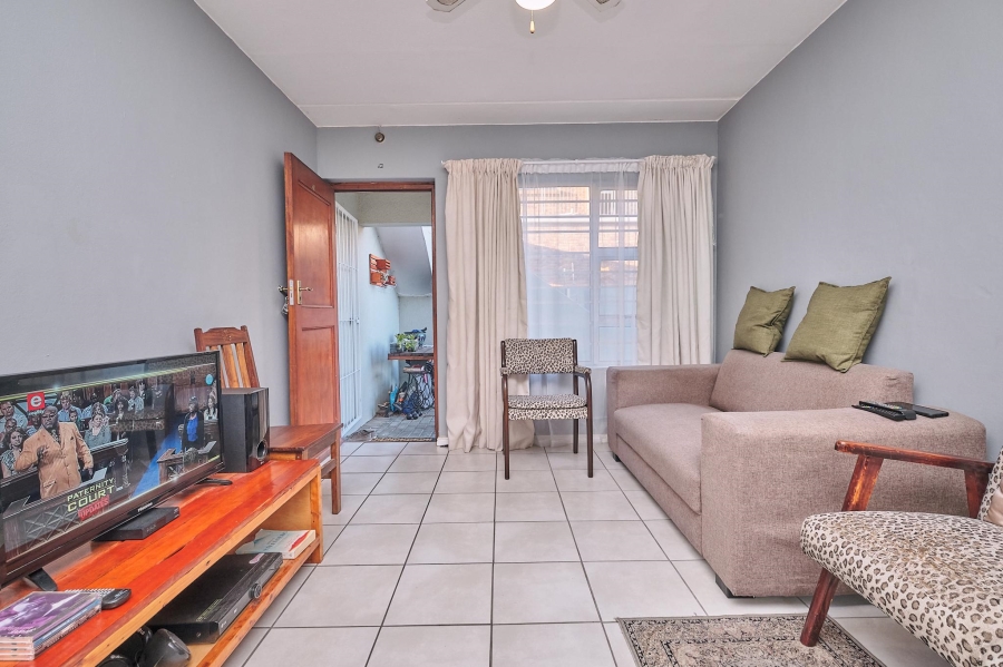 1 Bedroom Property for Sale in Ferndale Western Cape